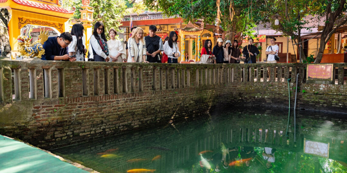 Ngôi đền thiêng cách Hà Nội 50km, tương truyền có 'giếng thần cầu được ước thấy' ngoi den thieng cach ha noi 50km tuong truyen co gieng than cau duoc uoc thay 4152.jpg