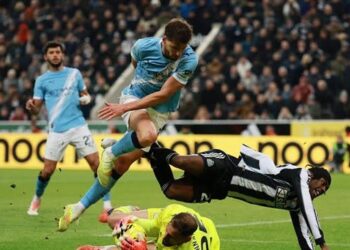 nhan dinh man city vs leverkusen 3h00 ngay 2611 them 3 diem cho man xanh.jpg