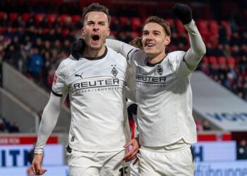 nhan dinh monchengladbach vs rb leipzig 02h30 ngay 2911 bo tot vuot kho.jpg