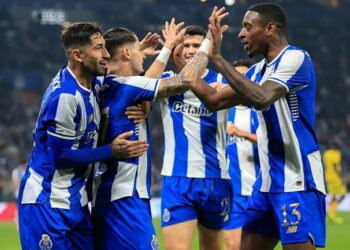 nhan dinh porto vs nice 0h45 ngay 2811 3 diem cho chu nha.jpg