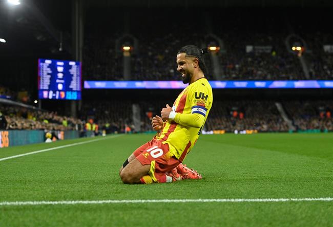 nhan dinh watford vs bristol city 03h00 ngay 811 loi the san nha.jpg