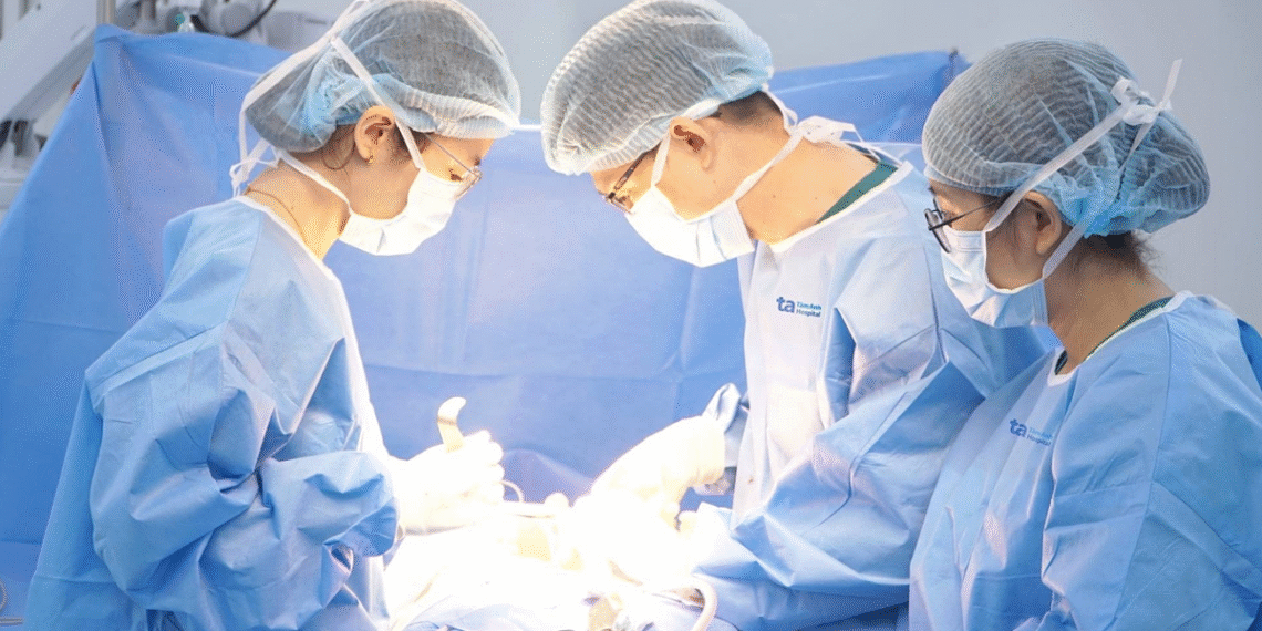 phau thuat ung thu 1762412466 3192 1959 1762412600.png