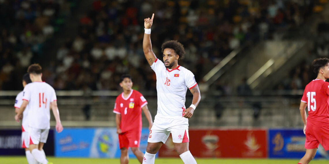 sau tuyen viet nam xuan son tai xuat o clb nam dinh 3875.jpg