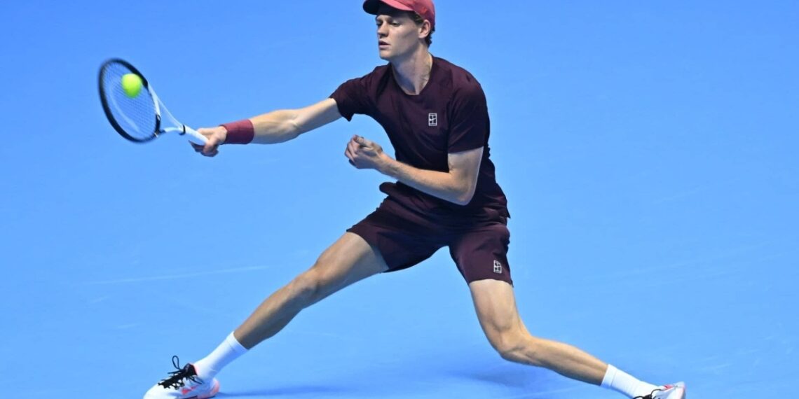 Sinner khởi đầu hoàn hảo ở ATP Finals sinnerturin2025monday1 1762813 5050 6822 1762813554.jpg