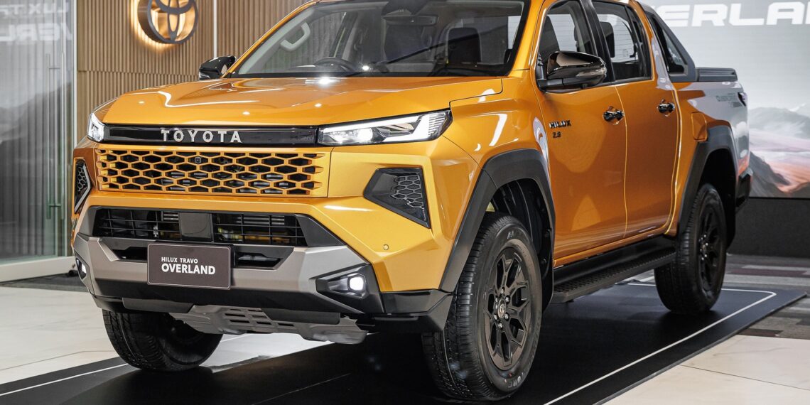 toyota hilux travo overland 15 2 jpg.14667.jpeg