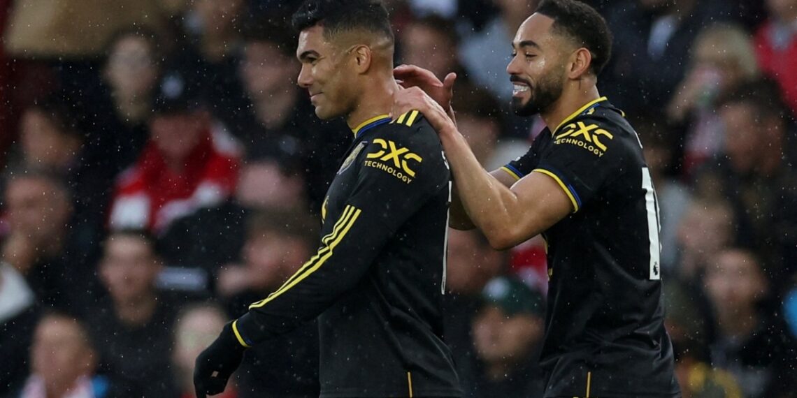 truc tiep nottingham vs mu vong 0111225743.jpg