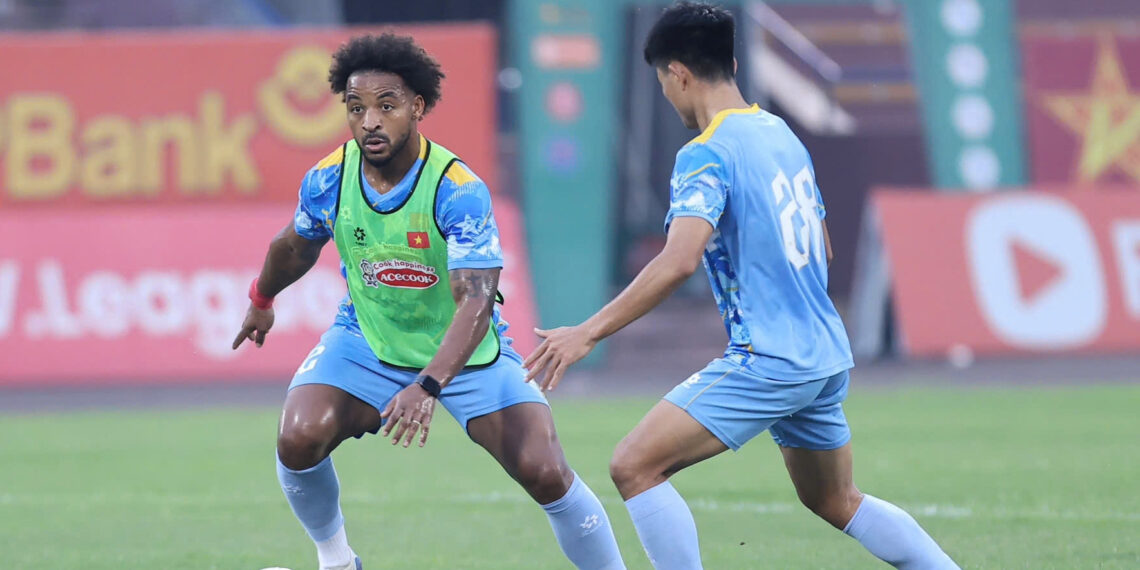 tuyen viet nam vs lao xuan son da chinh tai sao khong 2636.jpg