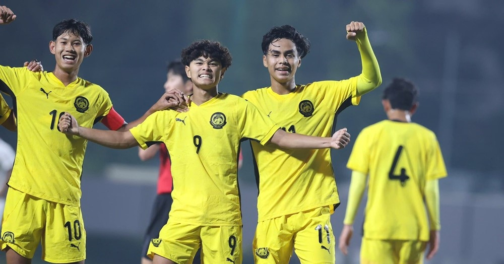 U17 Malaysia thắng 13-0, chiếm ngôi đầu bảng của U17 Việt Nam u17 malaysia thang 13 0 chiem ngoi dau bang cua u17 viet nam 2720.jpg