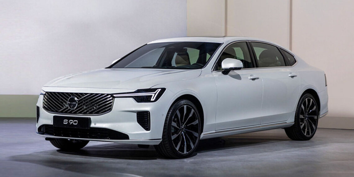 volvo s90 2026 ra mat gay ap luc cho mercedes benz e class bmw 5 series 1441.jpg