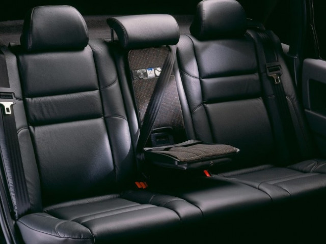 Tại Việt Nam, ô tô nào tích hợp sẵn ghế an toàn trẻ em? xehay ghe an toan volvo 251125 3.jpg