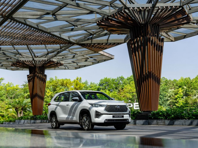 Toyota dẫn đầu thị trường xe hybrid Việt Nam trong 9 tháng đầu năm 2025 xehay innova 111023 7.jpg