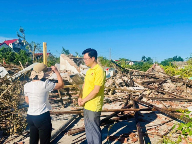 Vingroup hỗ trợ thêm 500 tỷ đồng cứu trợ miền trung xehay mien trung 241125 3.jpg