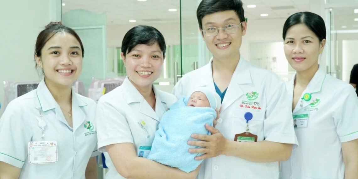 z7262994930947 076cbf0751d9aaa 5834 2114 1764138240.jpg