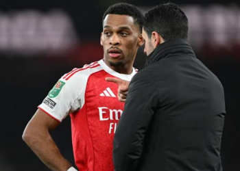 Liverpool được khuyên nên theo đuổi Jurrien Timber của Arsenal 2 2912095744.png