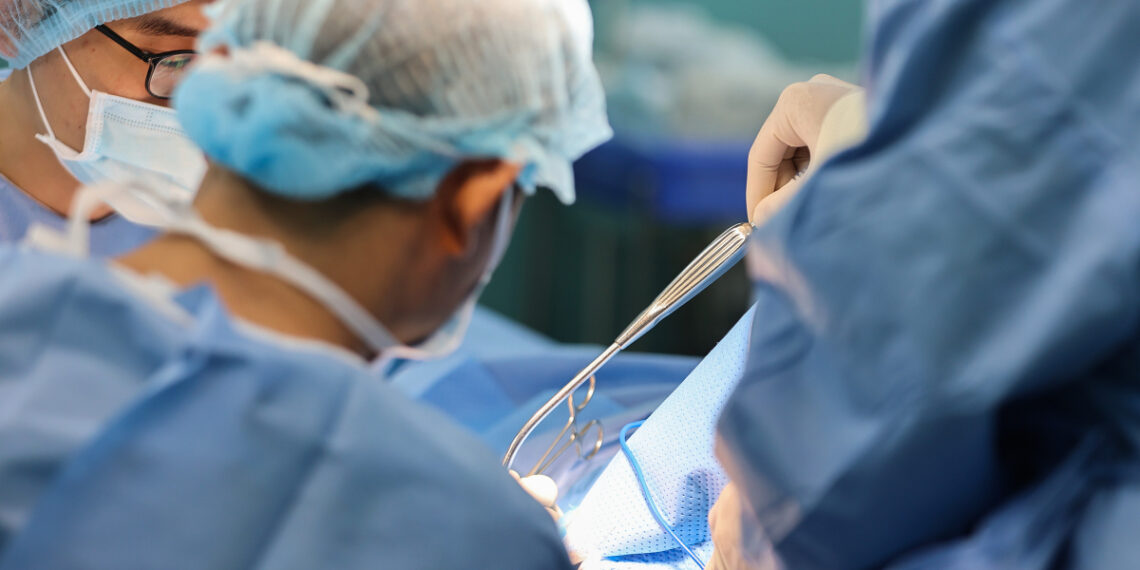 Sự thật sau lời quảng cáo 'hút mỡ không đau', 'mũi 6D' 233a1558 1765025859 2771 1765026065.jpg