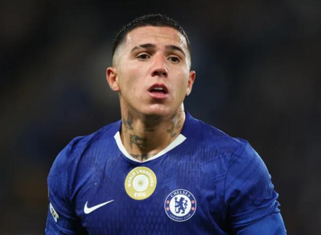Enzo Fernandez chỉ ra 5 đội bóng có thể vô địch EPL mùa này 3 0212102648.png
