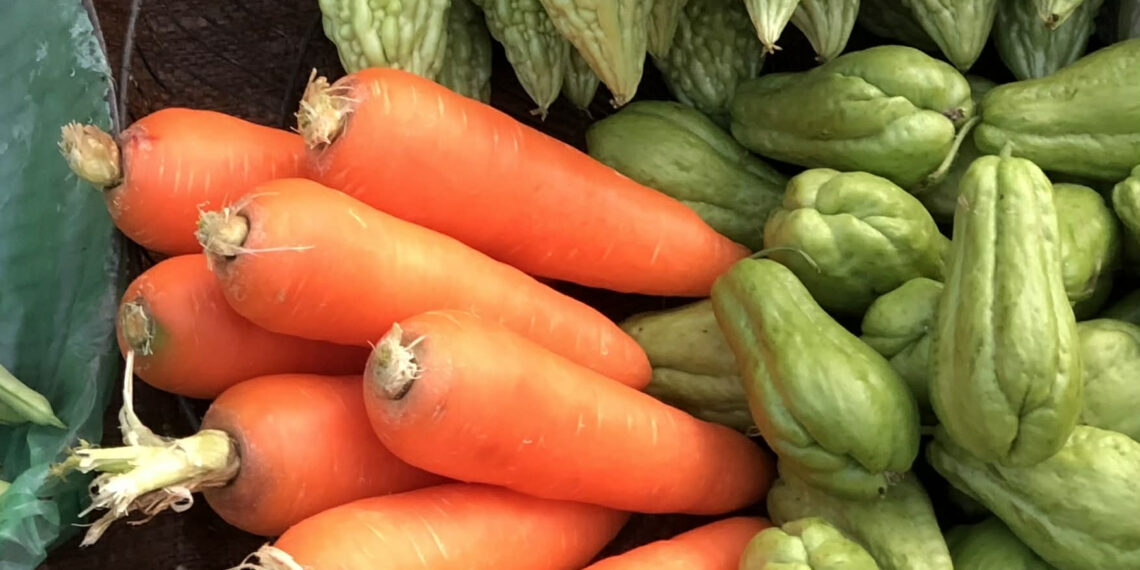 4 thuc pham nhieu vitamin a bo mat dep da hon khoai lang 1660.jpg