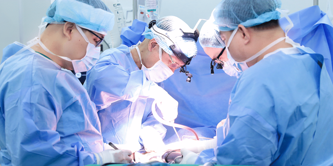 Chàng trai mắc ung thư mô mềm di căn phổi a nh 1 1766534264 1766534343 9 2840 6660 1766536525.png