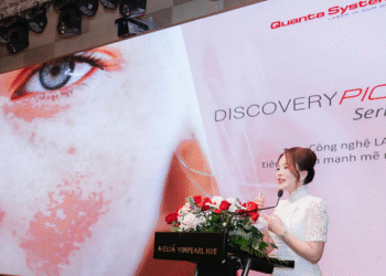 akina center ra mat pico discovery cong nghe laser tri lieu the he moi 2104.png