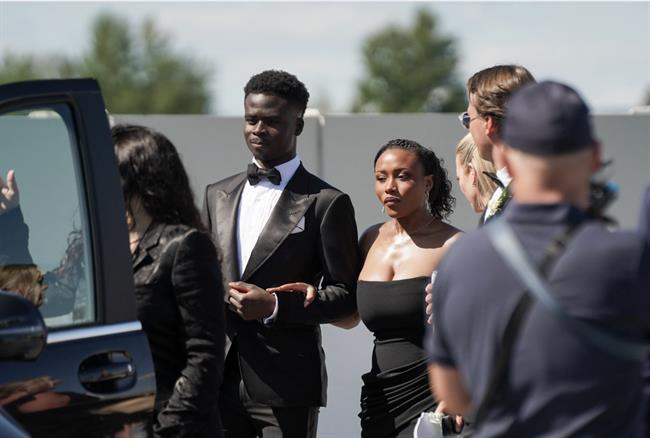 Bukayo Saka đính hôn với bạn gái sau 5 năm hẹn hò anh man hinh 2025 11 29 luc 92733 sa 2911093016.png