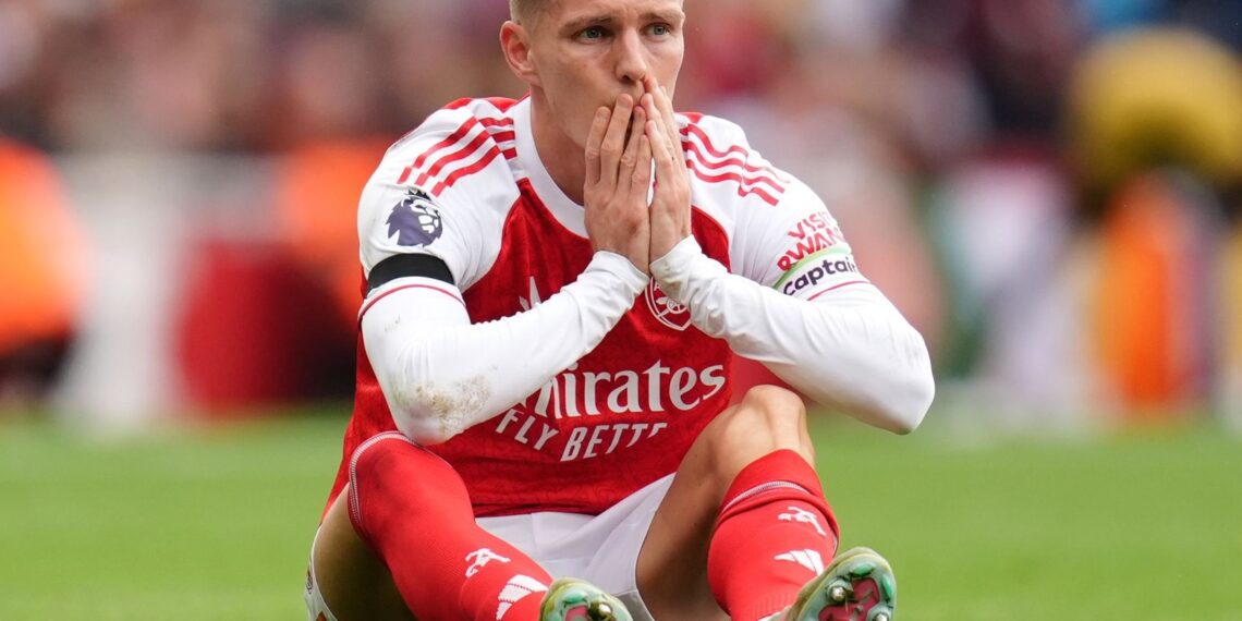 Odegaard: “Arsenal đáng lẽ phải thắng Chelsea" arteta bao tin vui ve tinh hinh luc luong arsenal.jpg