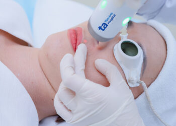 ba c si du ng laser d ba n ria 2396 6380 1764751120.jpg