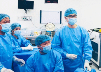 bac si ta hoa phat hien luong soi khong dem xue trong than cua nguoi phu nu 549.png