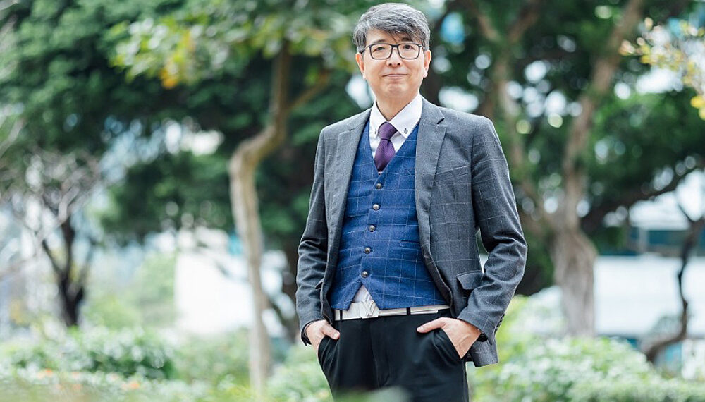 Bác sĩ Trung Quốc gợi ý ba thực phẩm màu đen bổ thận bac si1 1765650424 1765650472 4893 1765651173.jpg