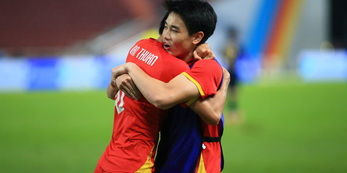 bao indonesia bong da viet nam la vua dong nam a du suc tai hien ky tich thuong chau.jpg