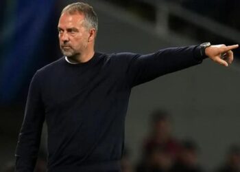 barcelona len ke hoach gia han voi hlv hansi flick.jpg