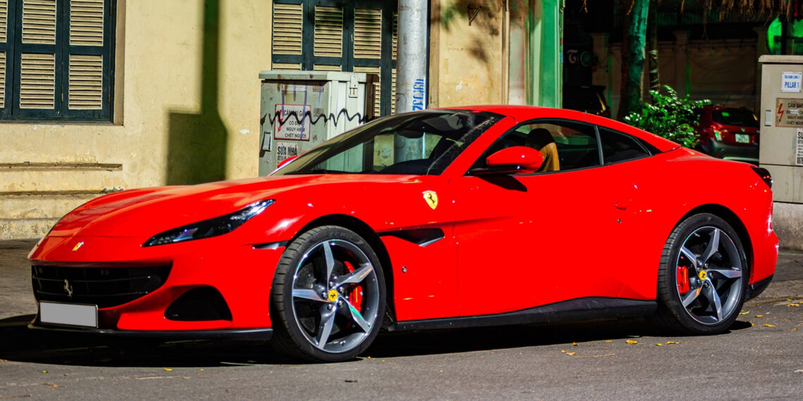 bat gap sieu xe ferrari cua dai gia nganh tham my chi co 2 chiec tai viet nam 4722.jpg