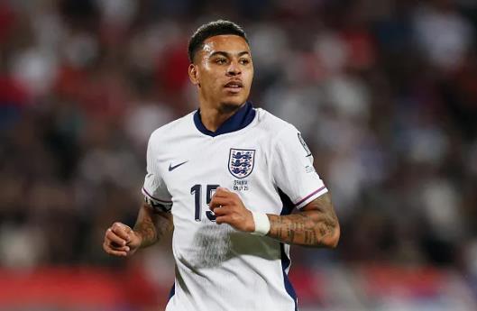 bellingham phai canh tranh khoc liet cho suat da chinh tai dt anh.png