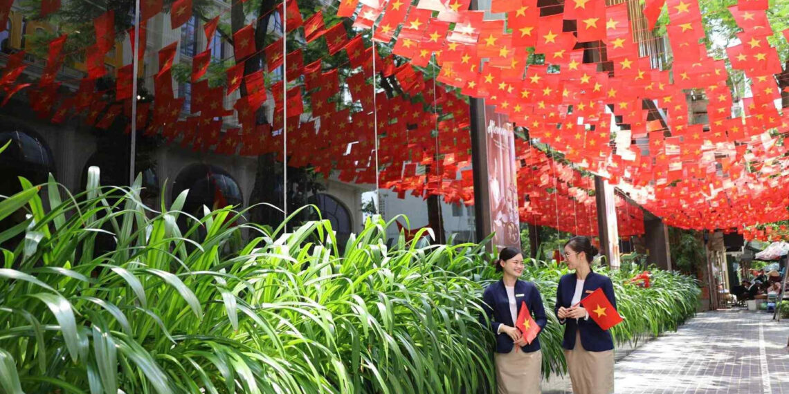 cac khach san sang o ha noi chay dua lap ky luc chua tung co 3434.jpeg