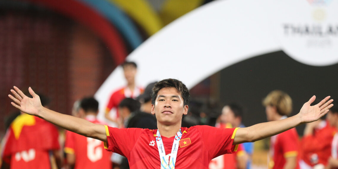 cau thu u23 viet nam mang nem chua mong gap ronaldo o giai chau a 2433.jpg