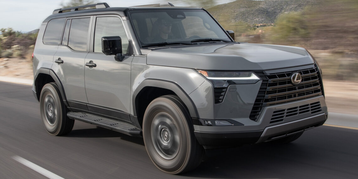 dat mua lexus nu dai gia buc xuc vi xe cua minh bi ban lai cho nguoi khac 3395.jpg