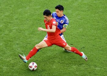 Kế thừa “tia chớp trong bão tố” dinh bac ke thua tia chop trong bao to.jpg