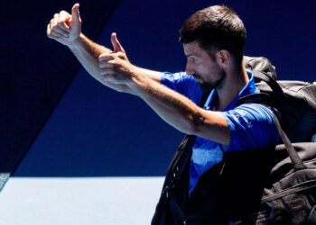 djokovic bi la o o australian open noi dau khon nguoi 53093.jpg