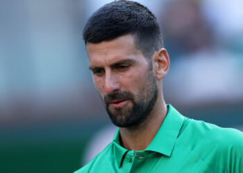 djokovic gap ac mong bi loai ngay tran mo man indian wells 45926.jpg