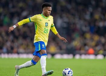 dlbeatsnoopcom final fa4jpyezmr 1611155910.jpg