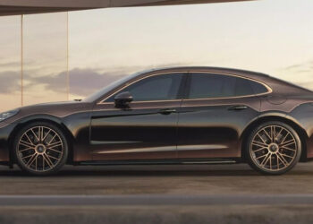 doc la xe sang porsche panamera co nuoc son phu vang cua dai gia dubai 2986.jpg