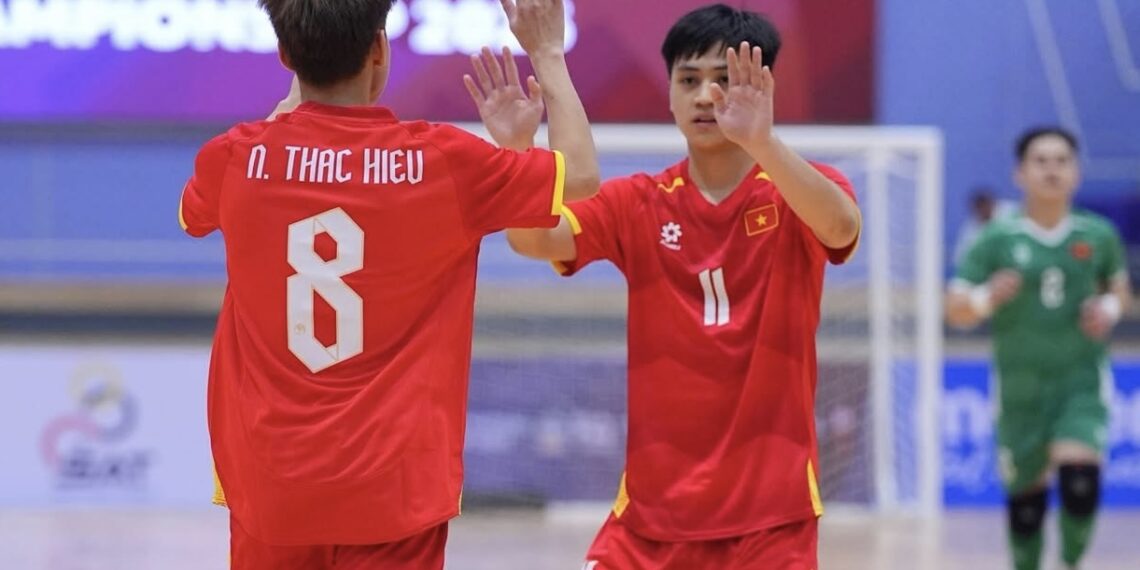 futsal u19 viet nam 2412225415.jpg