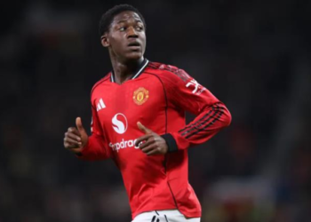 hlv ruben amorim noi dieu bat ngo ve kobbie mainoo.png