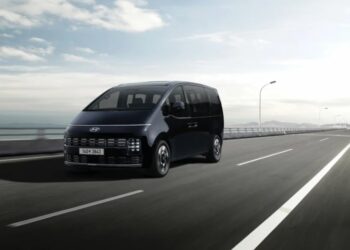 hyundai staria facelift jpg.15414.jpeg