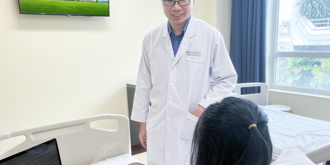 Bé gái sụt 10 kg do biến chứng lupus image001 1765842974 1765843038 8648 7219 1765847479.png