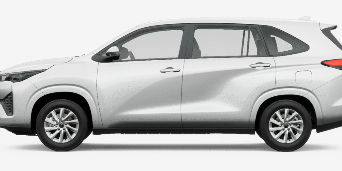 innova cross png.14915.png