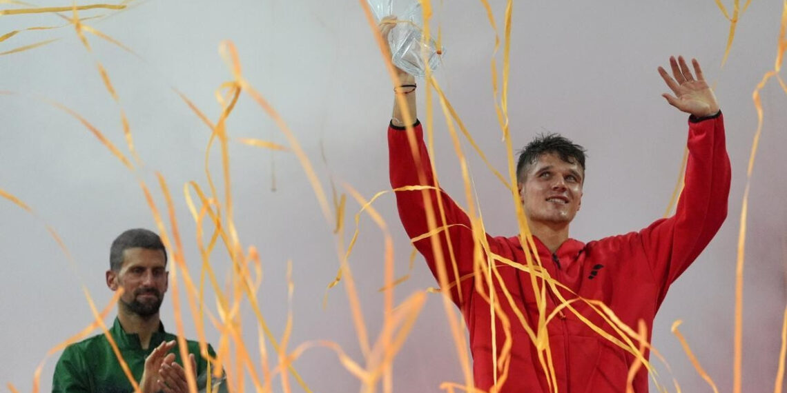 jakub mensik vo dich miami open viet su tu vien gach djokovic 9982.jpg