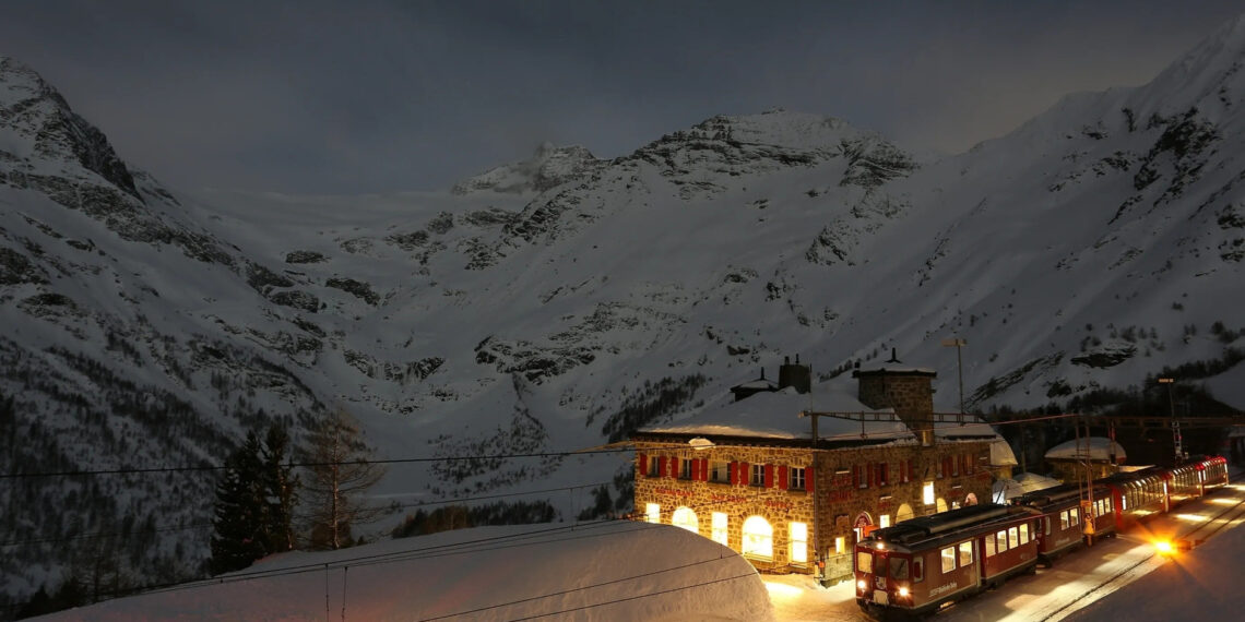 khach san di thuong tren nui tach biet khoi the gioi suot 12 tieng moi ngay 42961.jpg