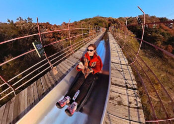 khach viet ghe van ly truong thanh ngam la vang la do xuong nui bang cach la 3164.jpg