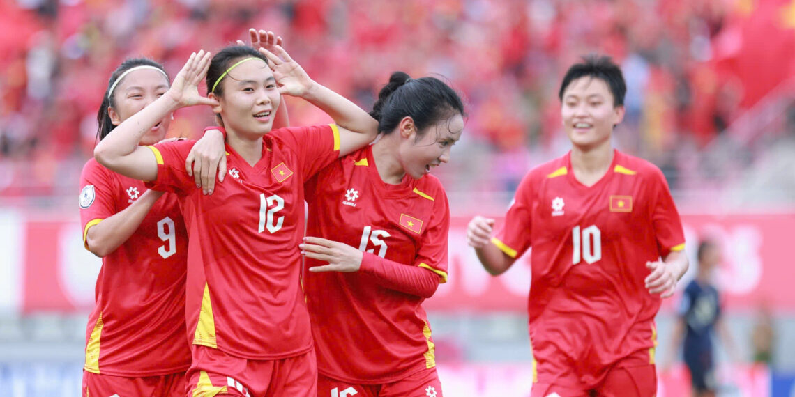 link xem truc tiep bong da tuyen nu viet nam vs malaysia sea games 33 570.jpg