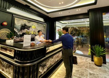 loat khach san royal o ha noi keu oan chung toi khong lien quan 2483.jpg